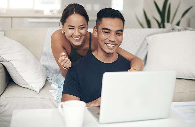 The Dos and Don’ts of Saving Money in Your 30s ""